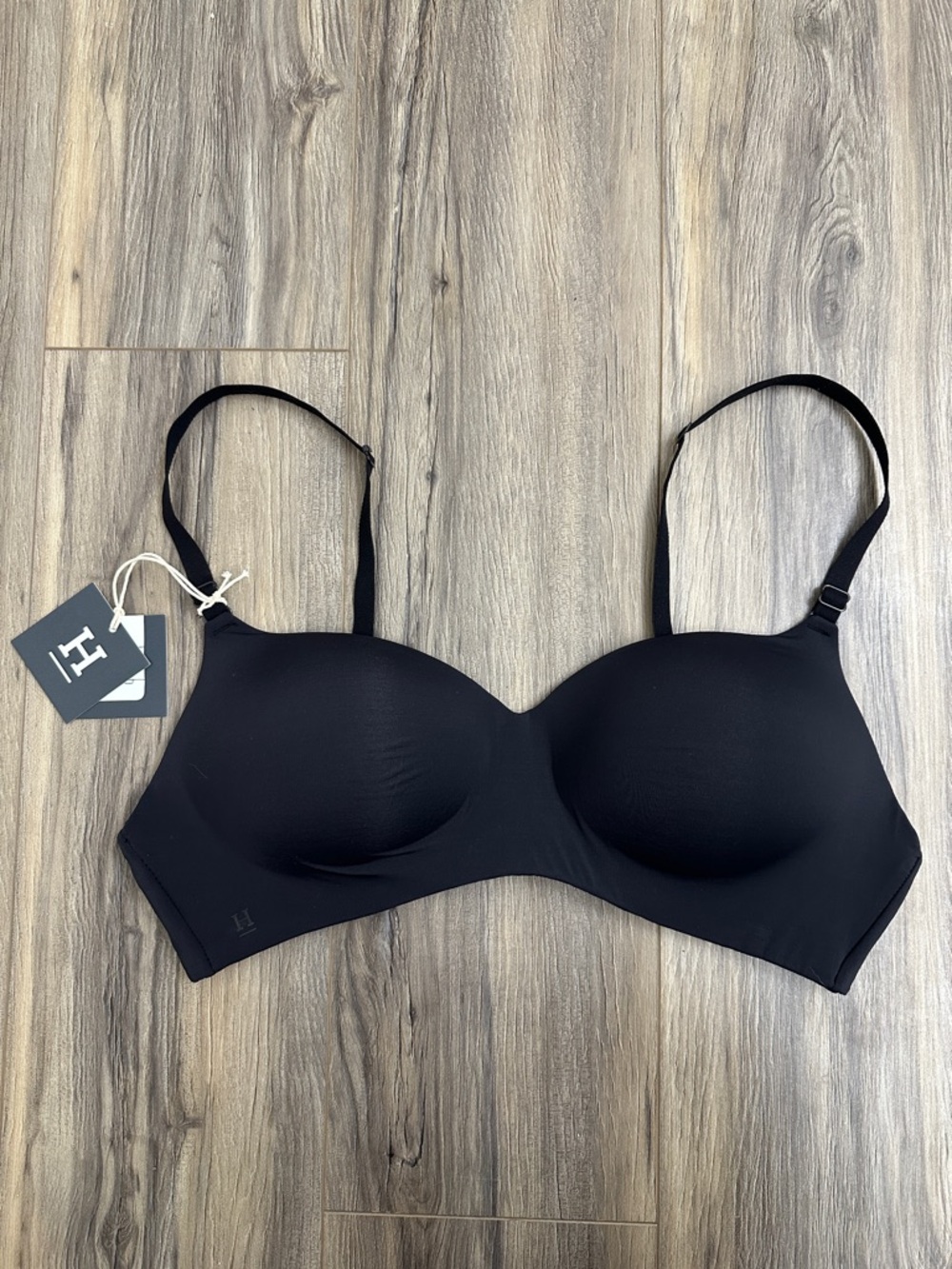 Harper Wilde Base Wireless Tshirt Bra Seamless Black Molded 38C New